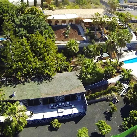 Casa Sevilla Mit Hellem Wohnbereich Und Terrasse Holiday home *