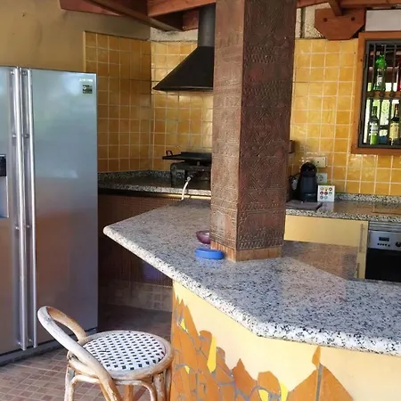 Holiday home Casa Sevilla Mit Hellem Wohnbereich Und Terrasse Guia de Isora (Tenerife)