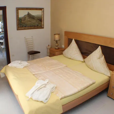 Casa Sevilla Mit Hellem Wohnbereich Und Terrasse * Guia de Isora (Tenerife)